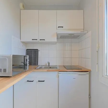 Les 6 Rois Apartment *