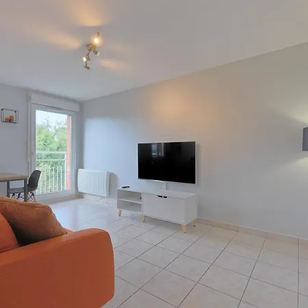 Les 6 Rois Apartment *